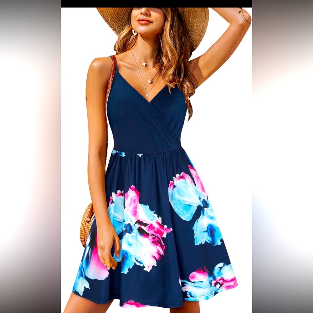 Women's EUC Floral Dress with adjustable straps Size Small